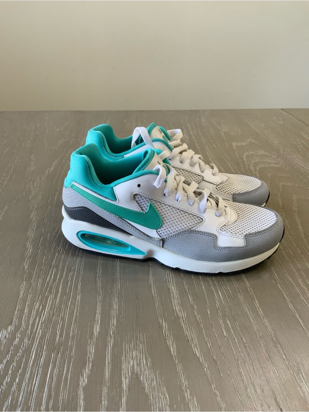 Women's Nike Air Max ST International - Size 9 - Teel/Gray/White